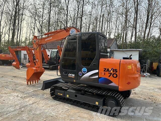 Hitachi ZX70 Pásové rýpadlá