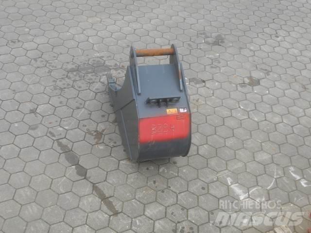  TIEFLÖFFEL 600 MM, Hĺbkové lopaty