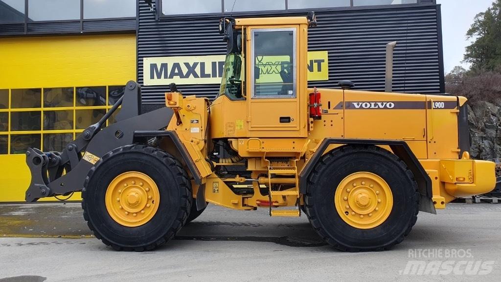 Volvo L 90 D Kolesové nakladače