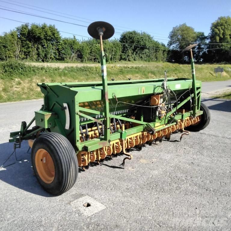 Amazone D7 40E Mechanické sejačky