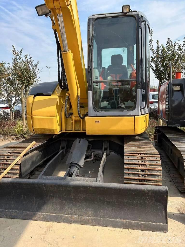 Komatsu PC78 Pásové rýpadlá