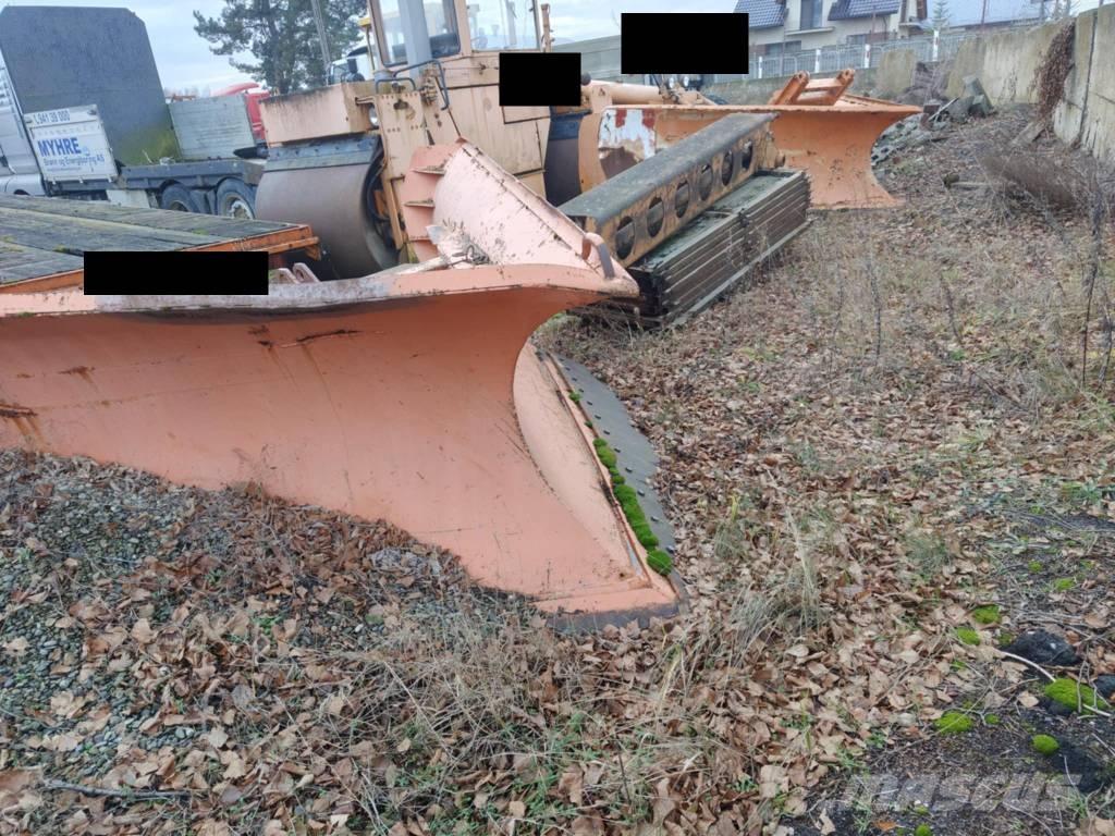 Unimog pług ciężki Snežné pluhy, predné snežné radlice