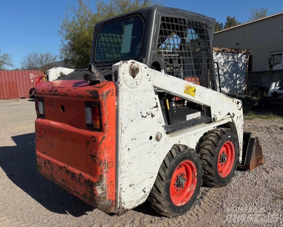 Bobcat S 100 Šmykom riadené nakladače