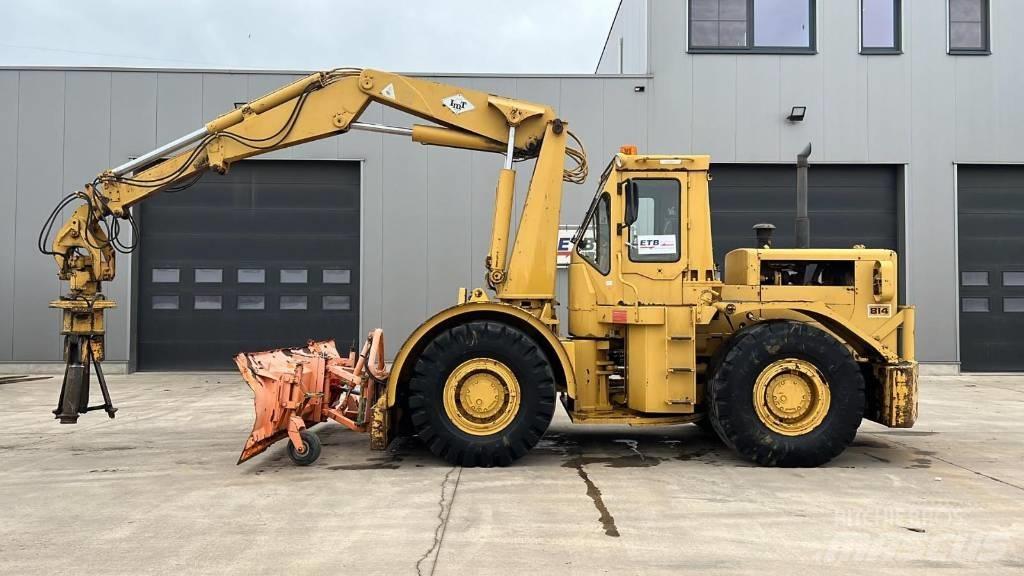 CAT 814 Kolesové dozéry