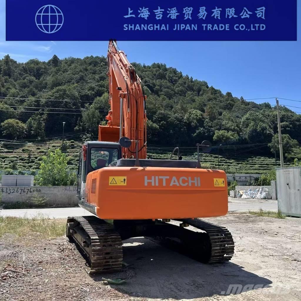 Hitachi ZX 250 Pásové rýpadlá