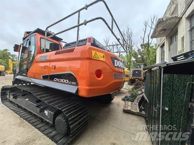 Doosan DX 300 LC Pásové rýpadlá