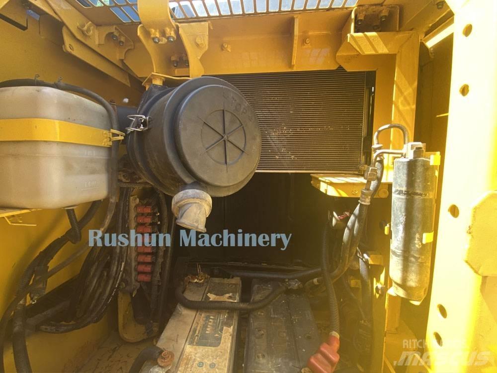 Komatsu PC 130 Pásové rýpadlá