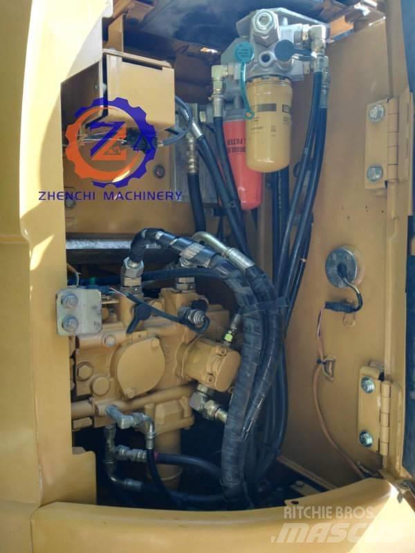 CAT 313 C/Short tail Pásové rýpadlá
