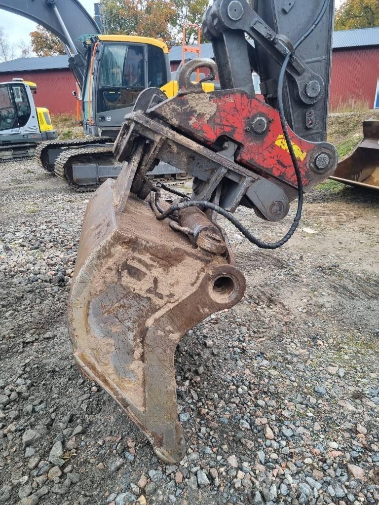 Volvo EC 140 B Pásové rýpadlá