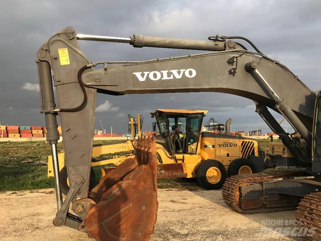 Volvo EC 460 B LC Pásové rýpadlá