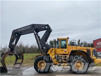 Volvo 180 E HighLift Kolesové nakladače