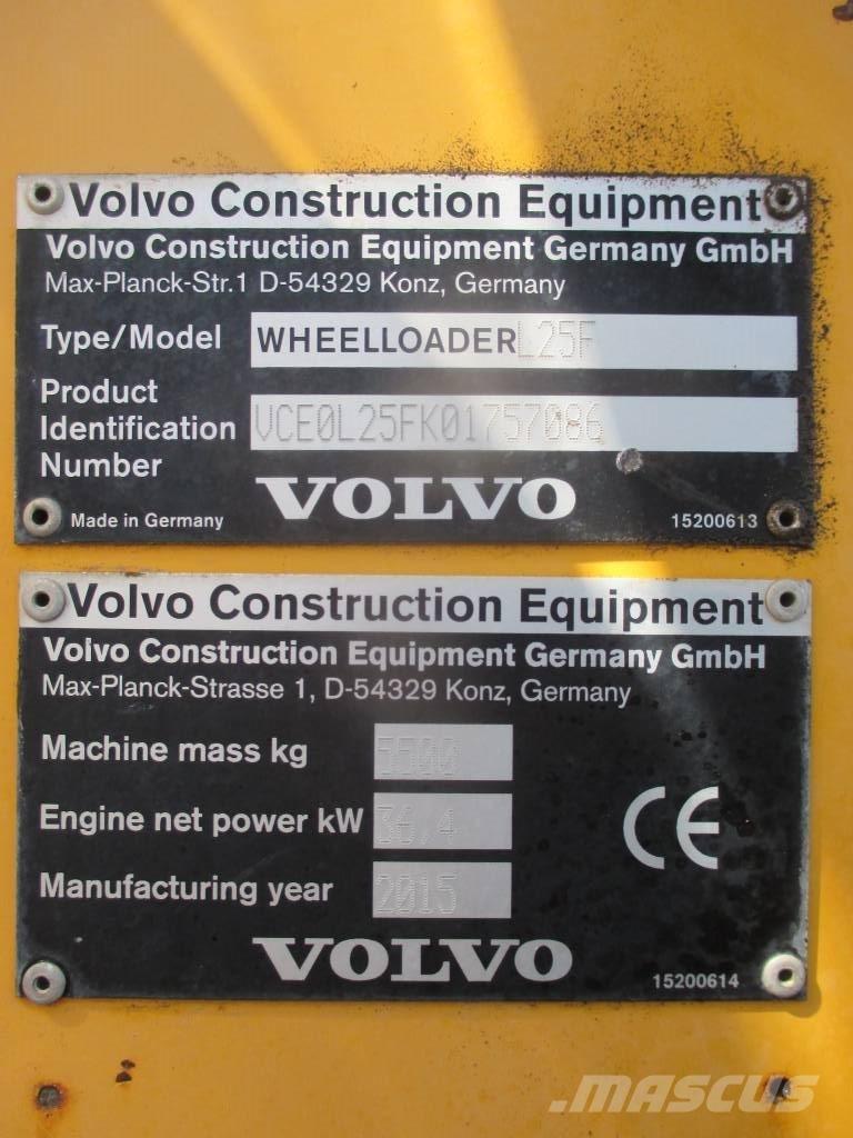 Volvo L 25 F Kolesové nakladače