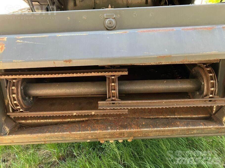 Fendt 5220 E Kombinované zberacie stroje
