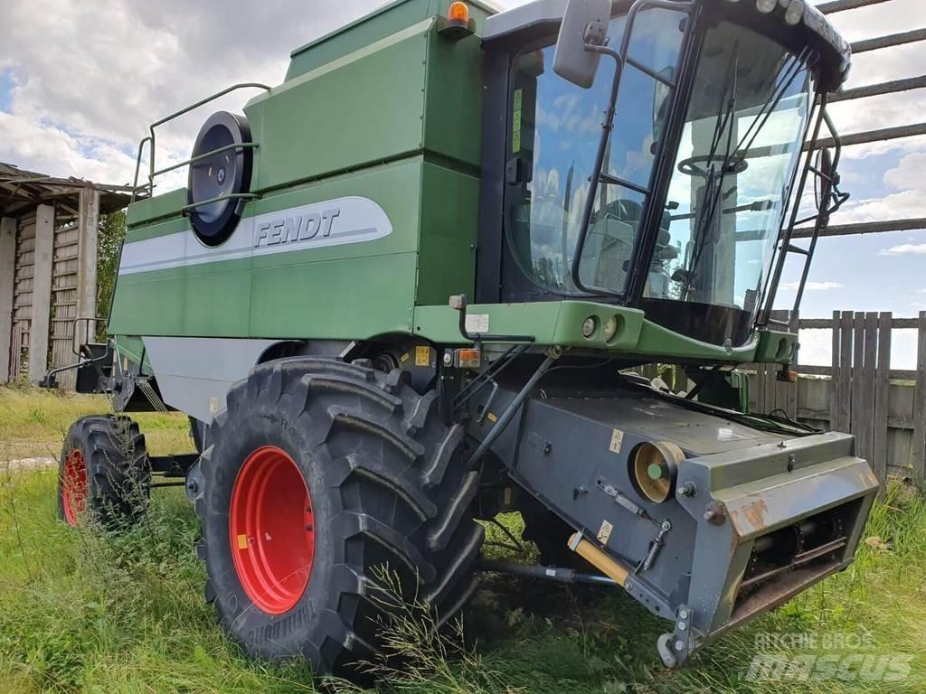 Fendt 5220 E Kombinované zberacie stroje
