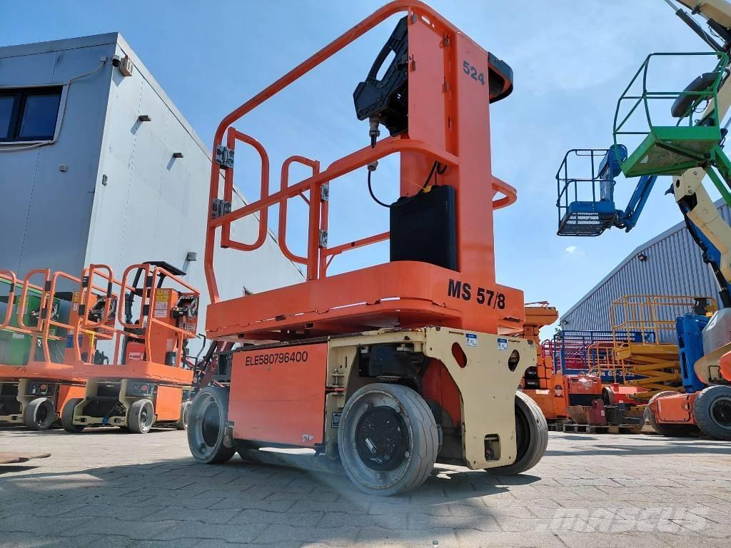 JLG 1230 ES Nožnicové zdvíhacie plošiny