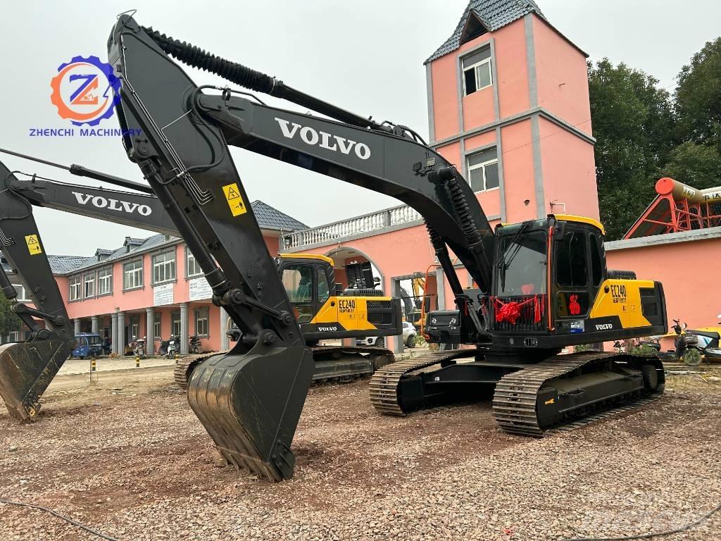 Volvo EC 240 Pásové rýpadlá