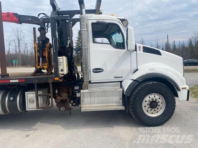 Kenworth T 880 Nákladné vozidlá na prepravu dreva