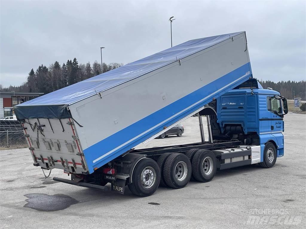 MAN TGX 35.560 Sklápač na obilie
