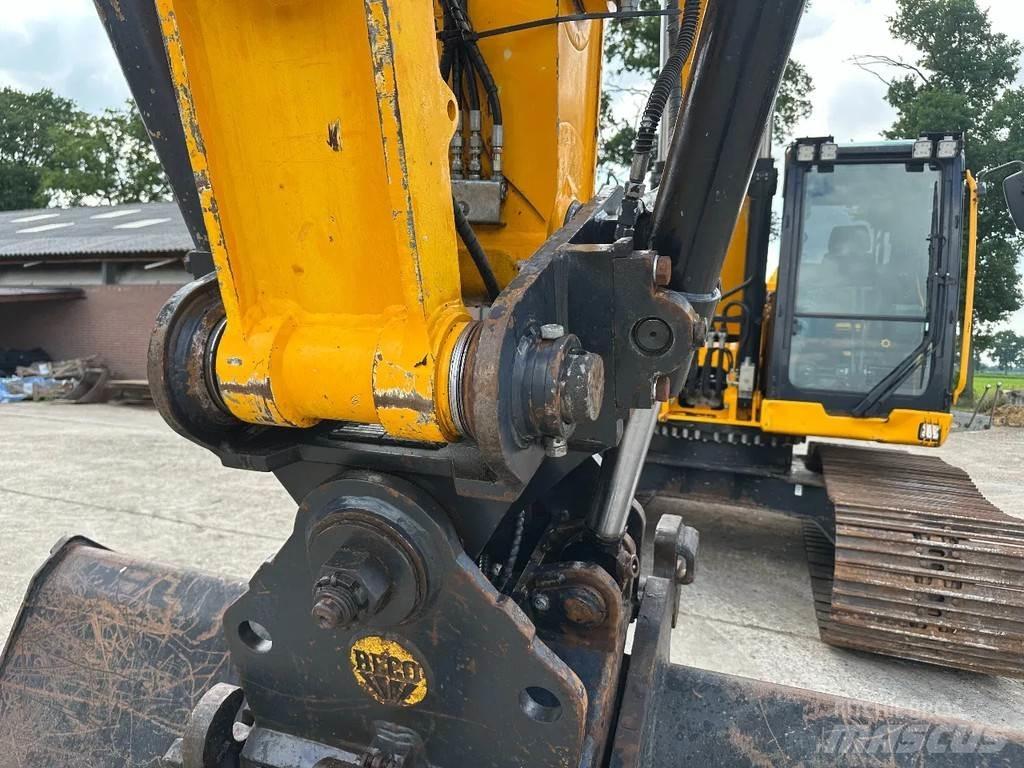 JCB 220Xlc Pásové rýpadlá
