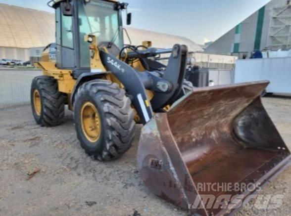 John Deere 544K Kolesové nakladače
