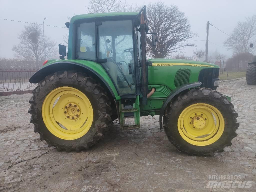John Deere 6420 Traktory