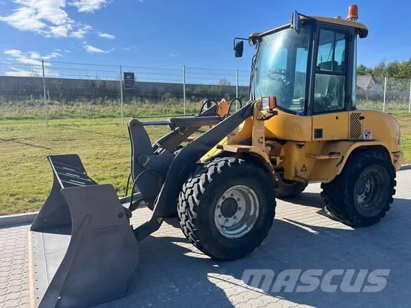 Volvo L 30 B Kolesové nakladače