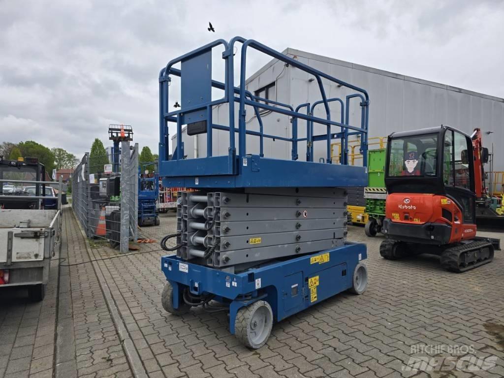 Genie GS 4047 Nožnicové zdvíhacie plošiny