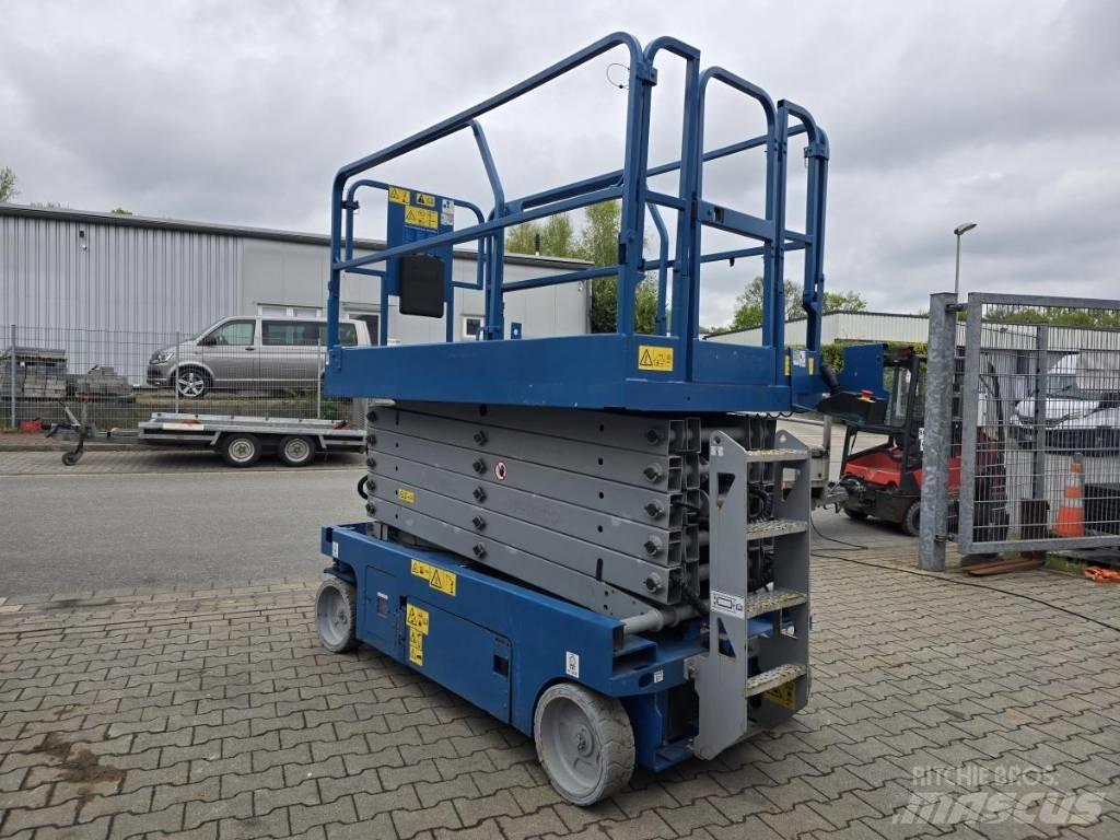 Genie GS 4047 Nožnicové zdvíhacie plošiny