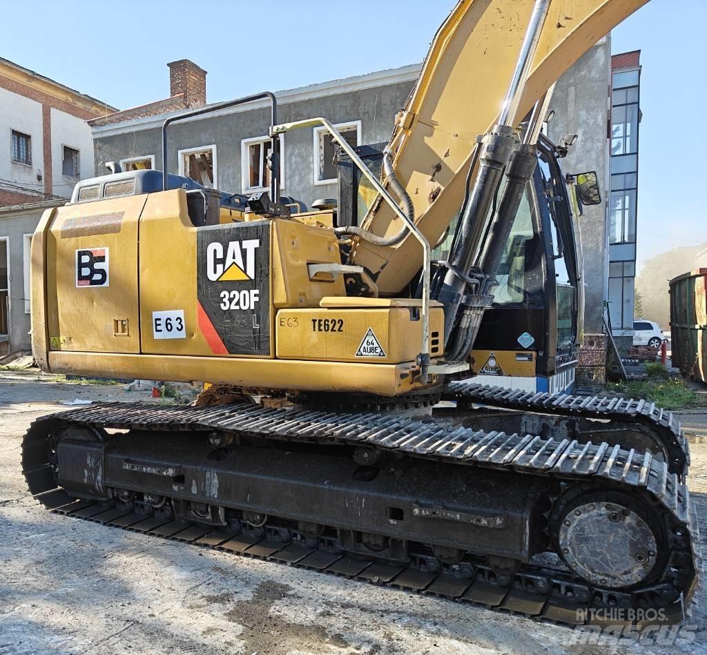 CAT 320F Pásové rýpadlá
