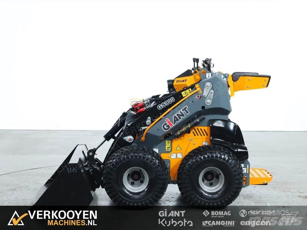 GiANT GS900 Kolesové nakladače
