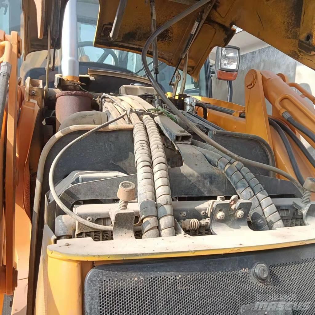 JCB 3CX Rýpadlo-nakladače
