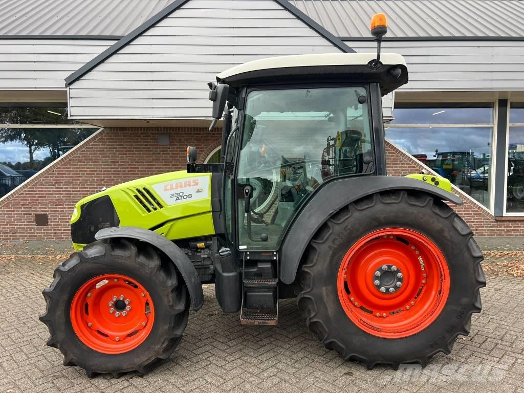 CLAAS Atos 230 Traktory