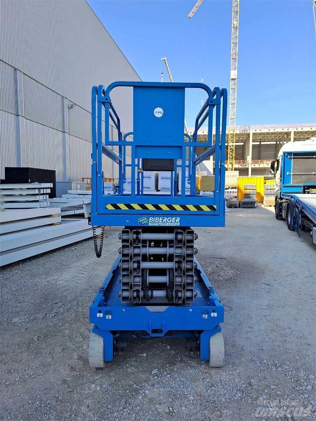 Genie GS 4047 Nožnicové zdvíhacie plošiny