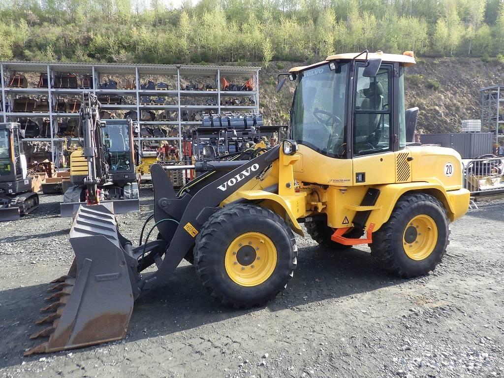 Volvo L 35 G Kolesové nakladače