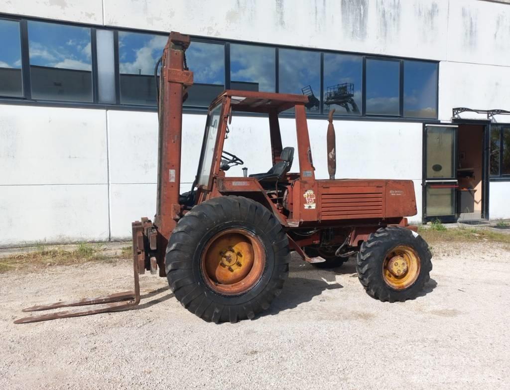 Manitou 4RM30G Dieselové vozíky