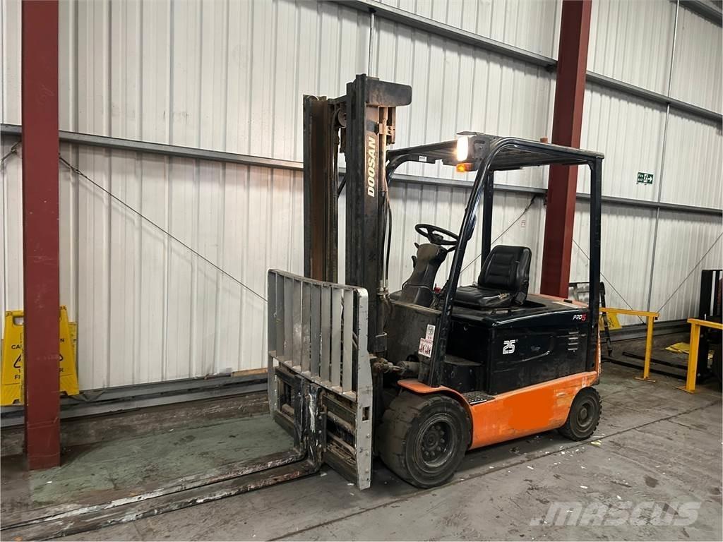 Doosan B25X-5 Akumulátorové vozíky