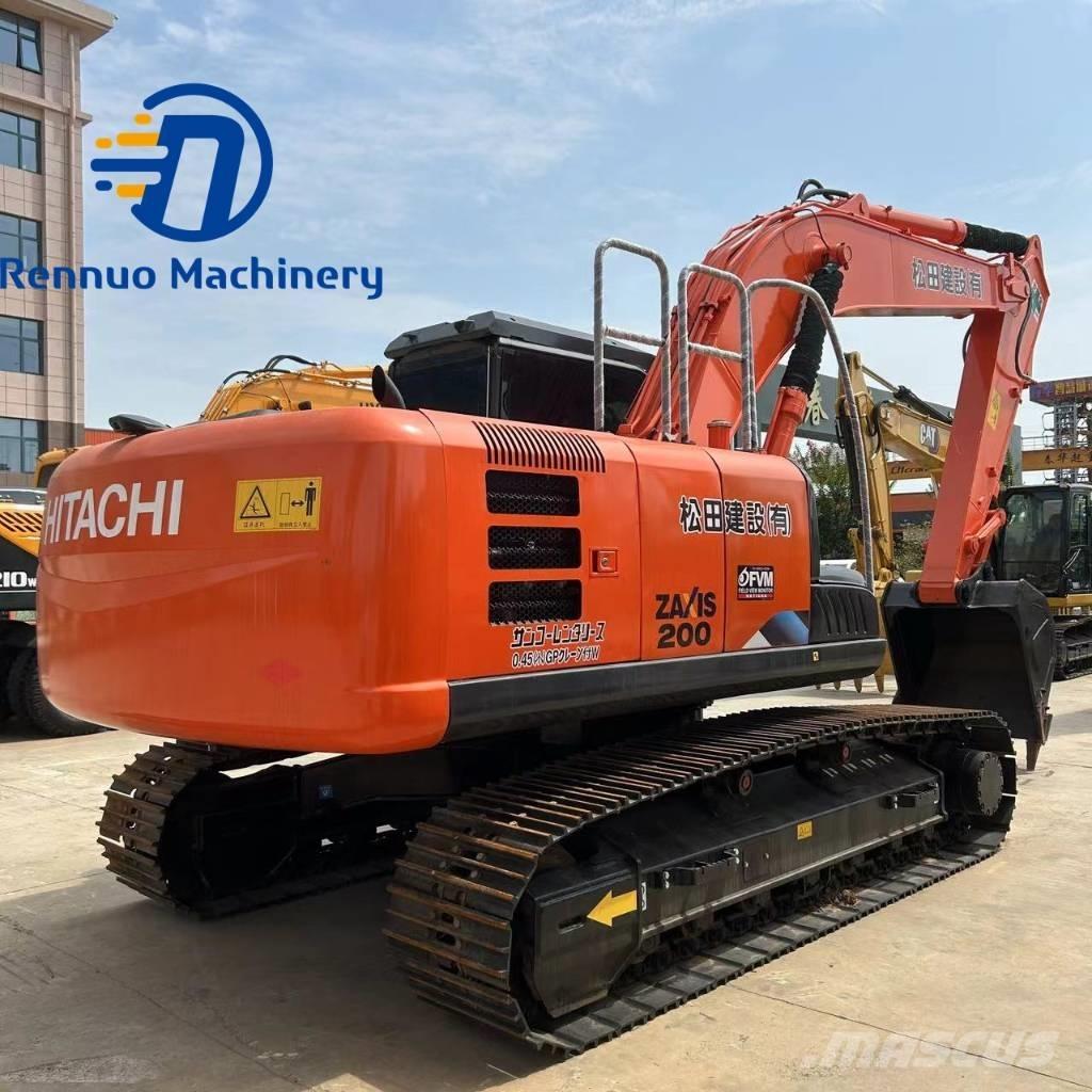 Hitachi ZX 200 Pásové rýpadlá