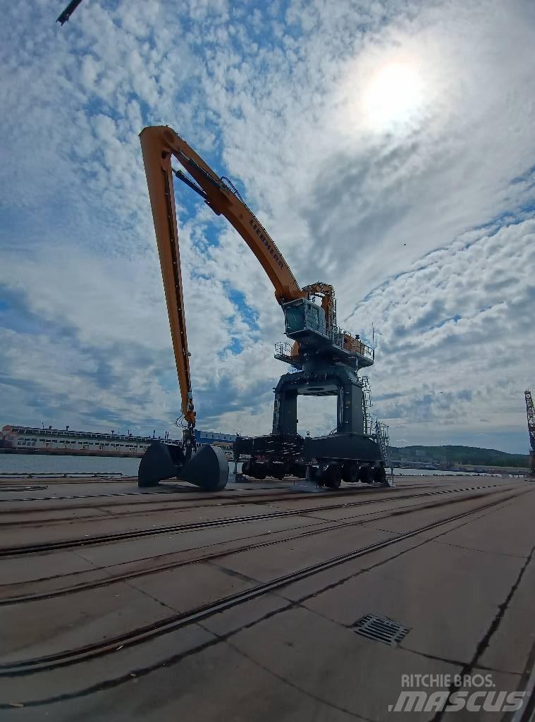 Liebherr LH 150 M Stroje pre manipuláciu s odpadom