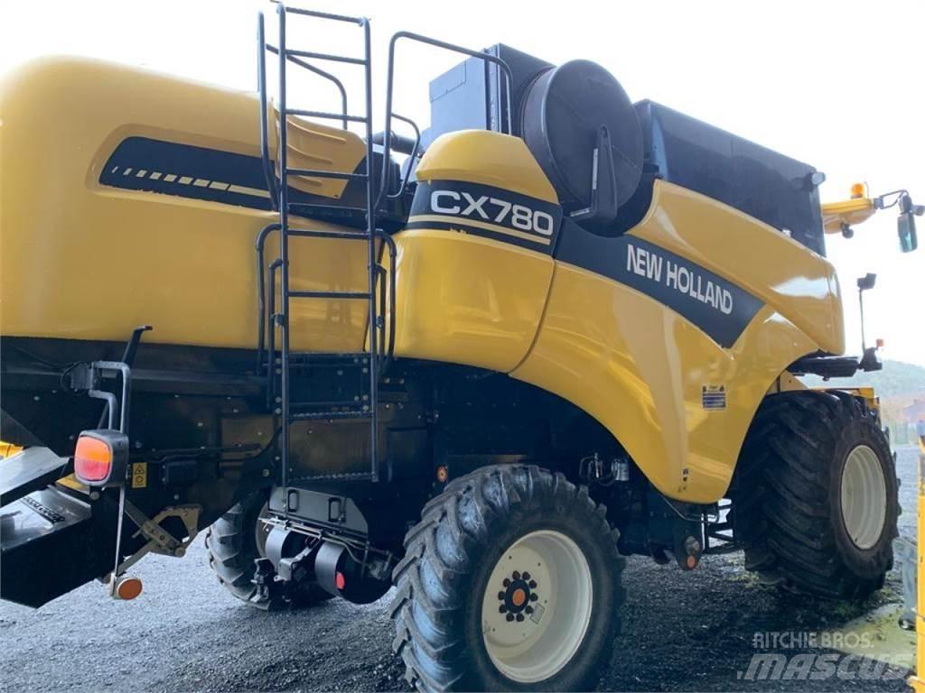 New Holland CX780 Kombinované zberacie stroje