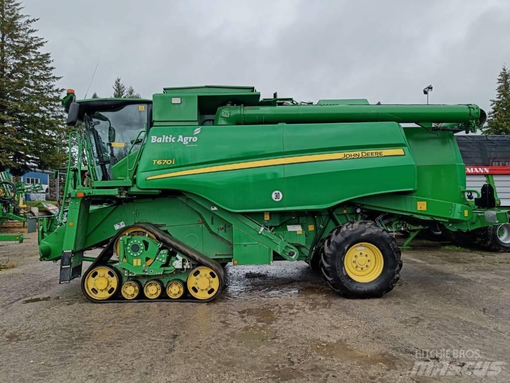 John Deere T670i Kombinované zberacie stroje