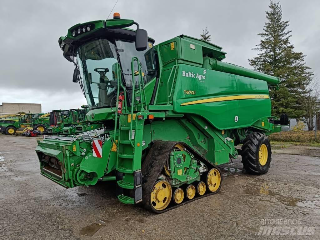 John Deere T670i Kombinované zberacie stroje