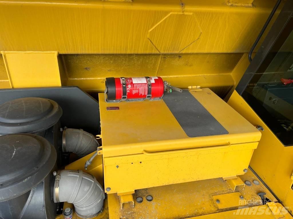 Komatsu 605-7 Pevné dempry