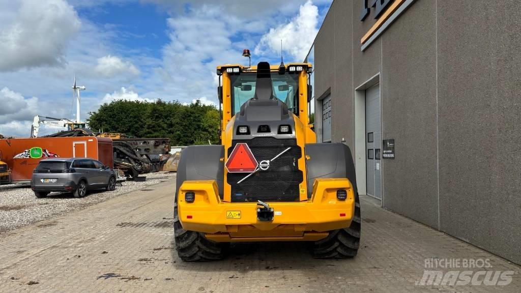 Volvo L 90 H Kolesové nakladače