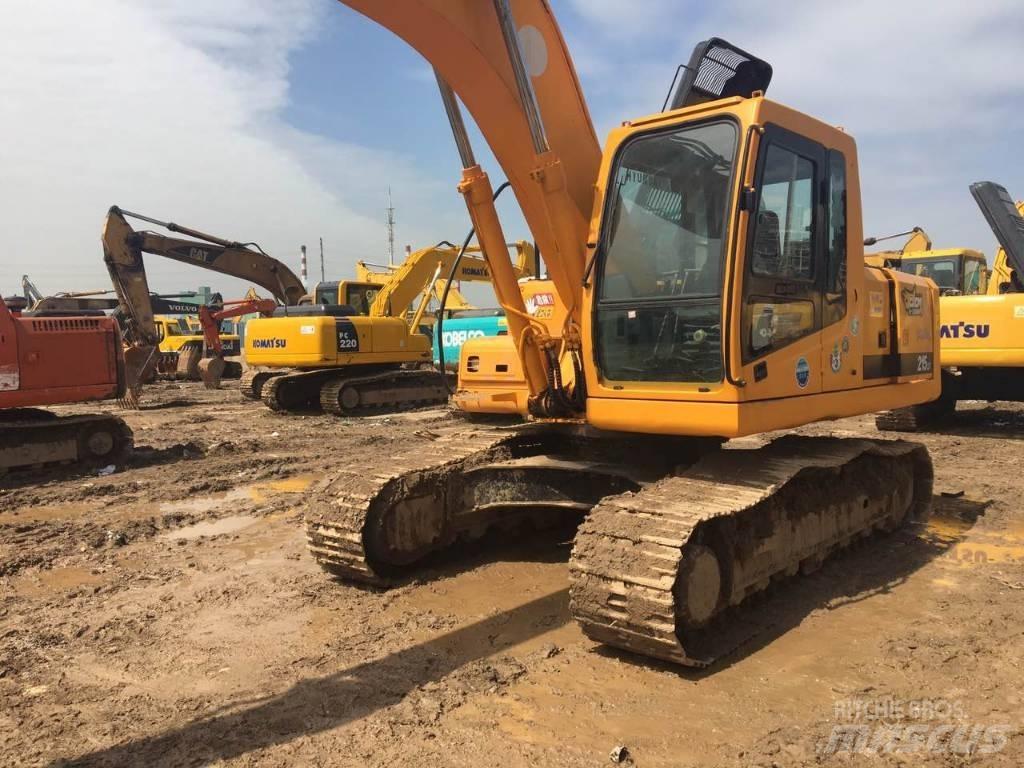 Hyundai 215LC-7 Pásové rýpadlá