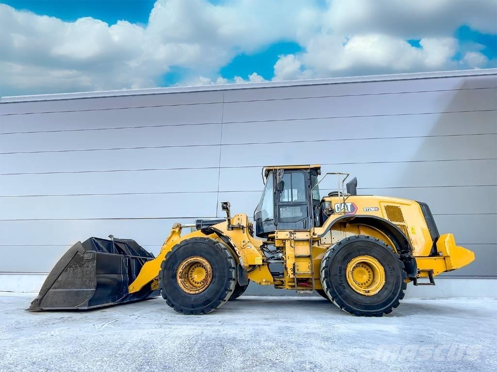 CAT 972M Kolesové nakladače