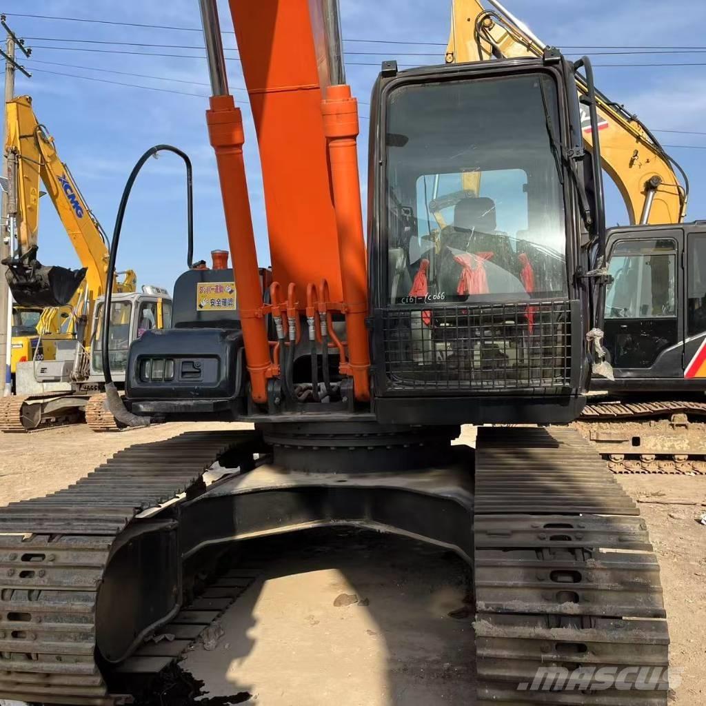 Hitachi ZX 160 Midi rýpadlá 7 t - 12 t