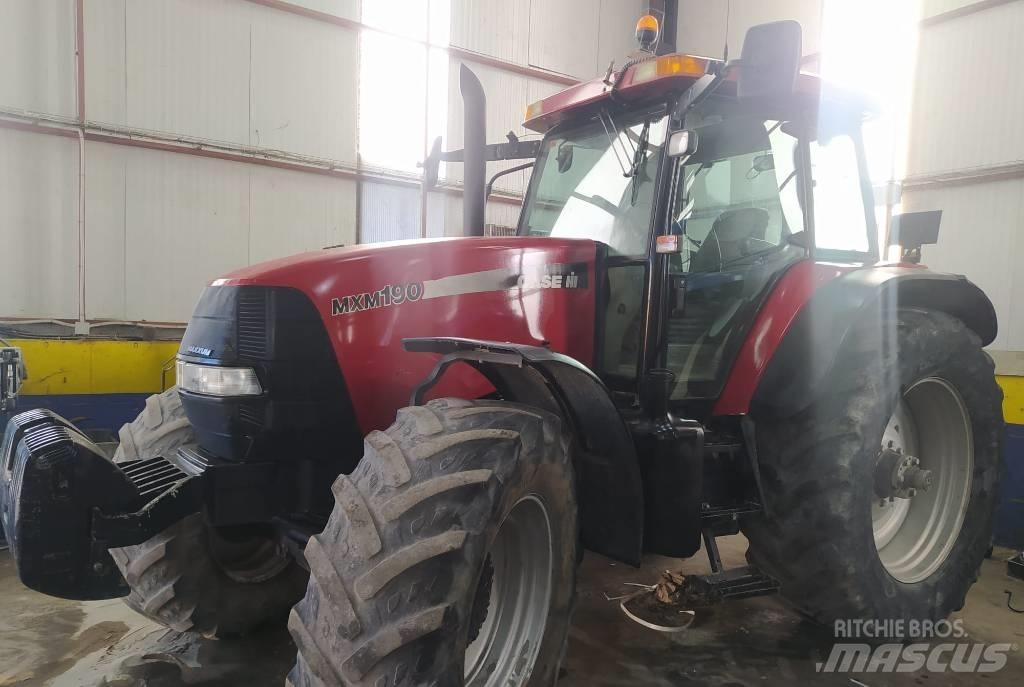 Case IH MXM 190 Traktory
