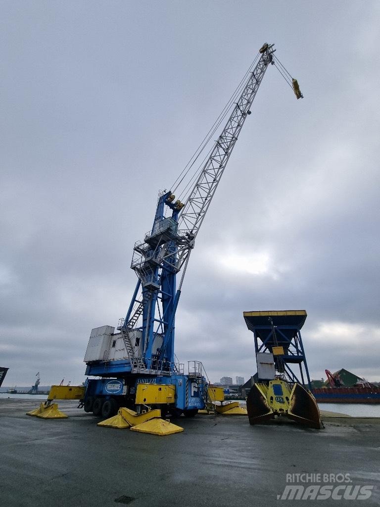 Fantuzzi MHC130 Prístavné žeriavy