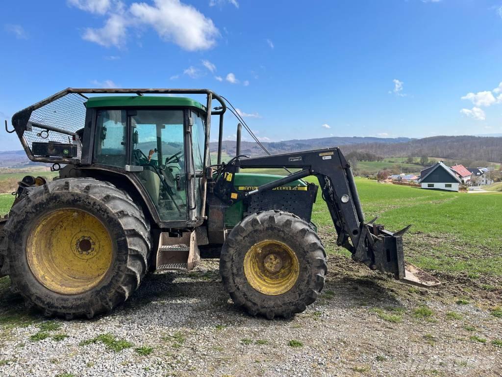 John Deere 6210 Lesné traktory