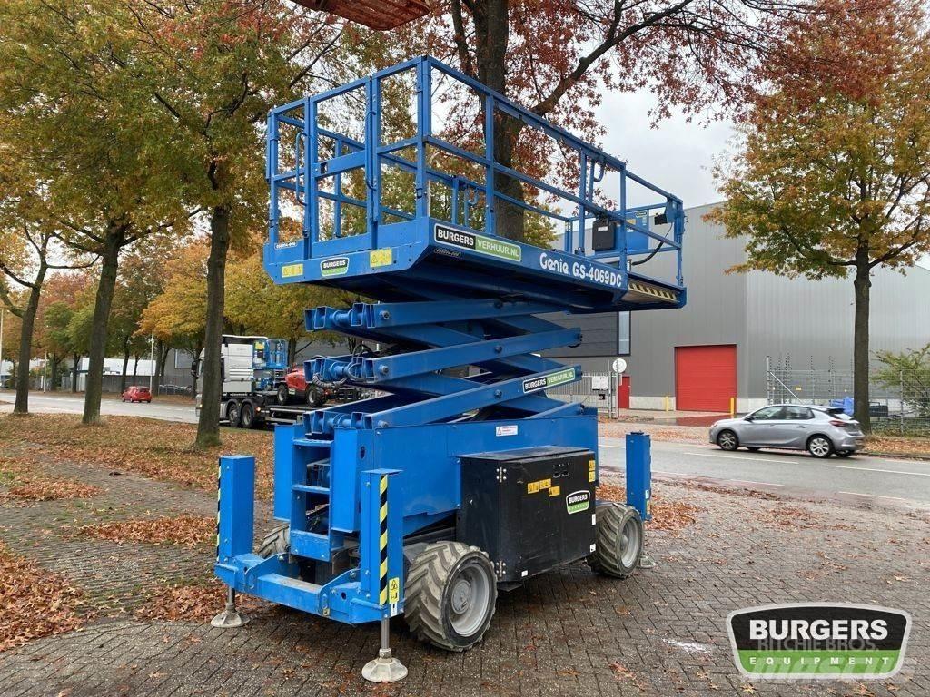 Genie GS4069 DC Nožnicové zdvíhacie plošiny
